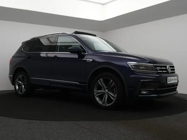 Volkswagen Tiguan Allspace (2021) — foto 26 van 31