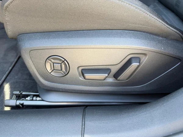 AUDI A5 Avant (2025) — foto 16 van 20