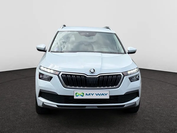 SKODA Kamiq (2022) — foto 7 van 11