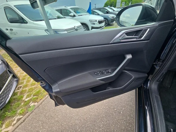 VOLKSWAGEN Taigo (2024) — foto 7 van 24
