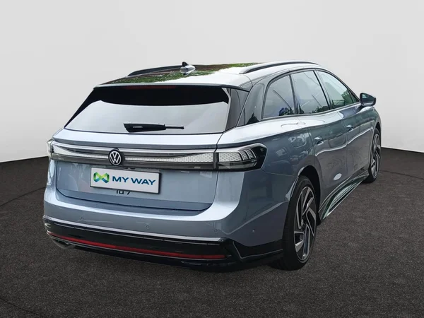 VOLKSWAGEN ID.7 Tourer (2026) — foto 6 van 12