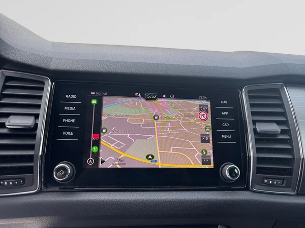 SKODA Kodiaq (2021) — foto 9 van 20