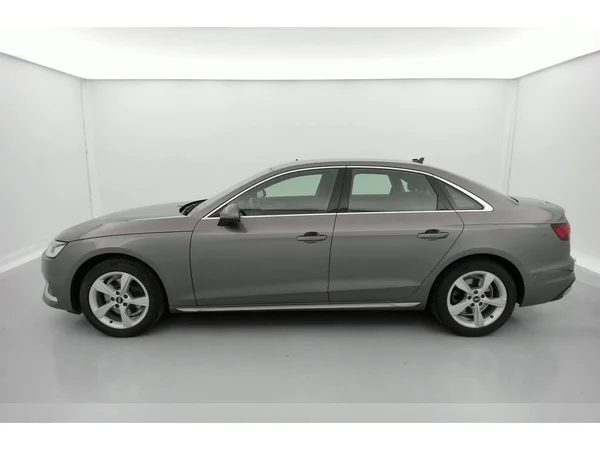 AUDI A4 (2022) — foto 35 van 36