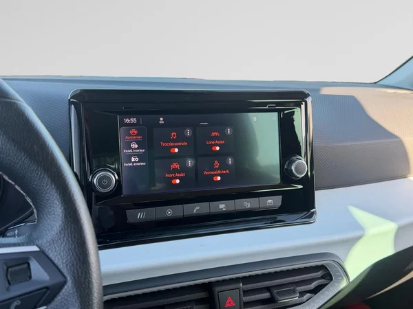 SEAT Arona (2023) — foto 8 van 18