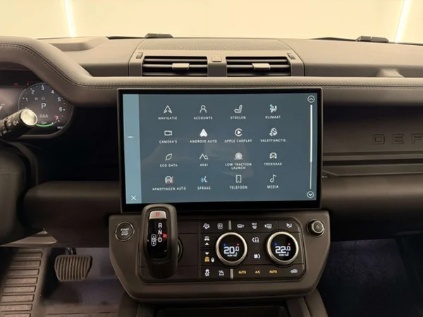 Land Rover Defender — foto 10 van 22