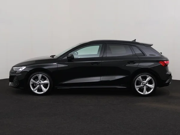 AUDI A3 Sportback (2025) — foto 13 van 18