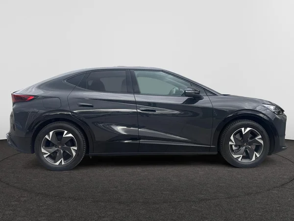CUPRA Tavascan (2026) — foto 21 van 24
