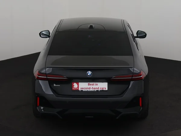 BMW i5 (2024) — foto 32 van 35