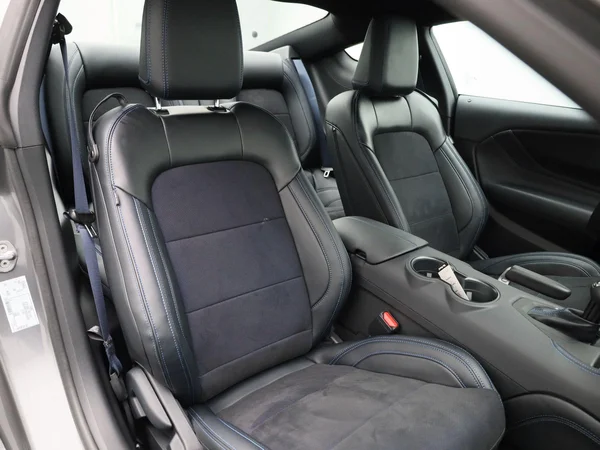 Ford Mustang (2024) — foto 33 van 46