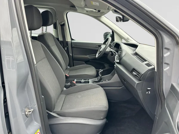VOLKSWAGEN Caddy Maxi Dsl (2024) — foto 5 van 17