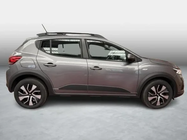 Dacia Sandero Stepway (2025) — foto 12 van 17