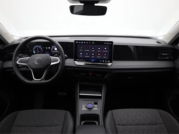 VOLKSWAGEN Tiguan (2024) — foto 19 van 20
