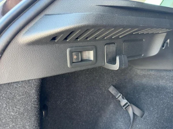 SKODA Kamiq (2022) — foto 22 van 31