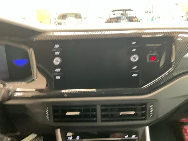 VOLKSWAGEN Taigo (2024) — foto 5 van 22