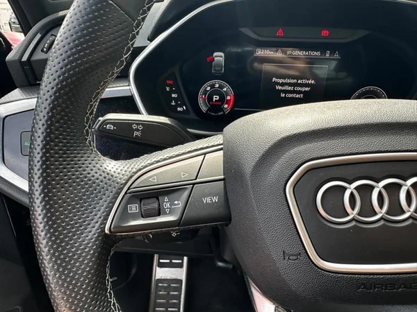 Audi Q3 (2022) — foto 27 van 35