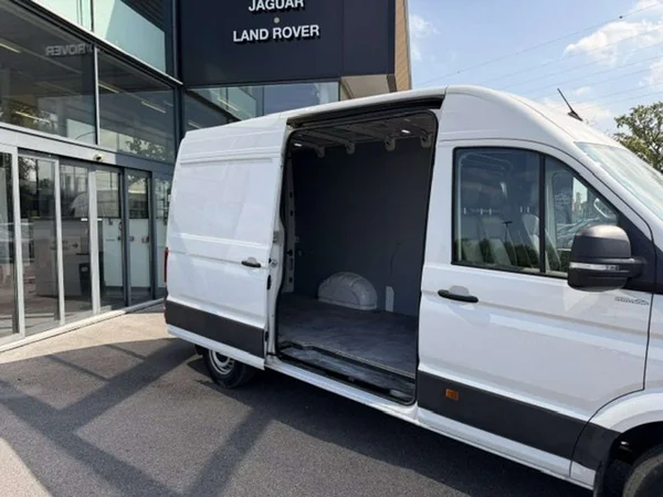Volkswagen Crafter (2025) — foto 18 van 21
