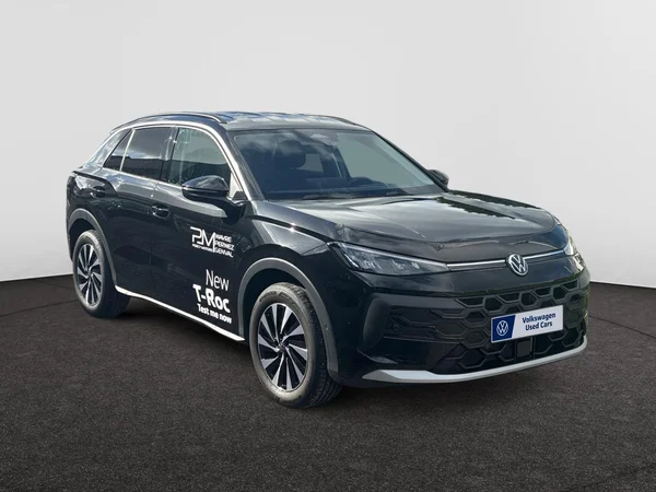 VOLKSWAGEN T-Roc (2025) — foto 2 van 16