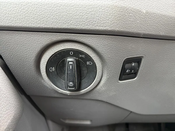VOLKSWAGEN Crafter 35 Fourgon Mwb Hr (2020) — foto 6 van 18