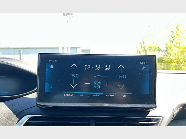 Peugeot 5008 (2022) — foto 7 van 30