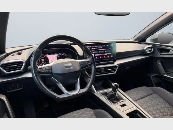 Seat Leon ST (2021) — foto 12 van 28