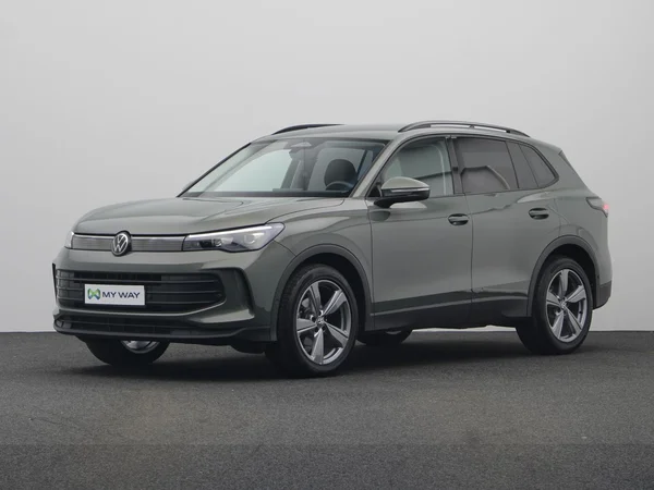 VOLKSWAGEN Tiguan (2024) — foto 1 van 22