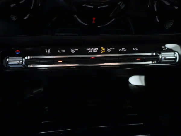 Mercedes-Benz A-Klasse (2023) — foto 16 van 39