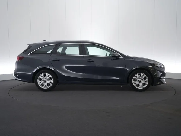 Kia cee'd (2024) — foto 20 van 22