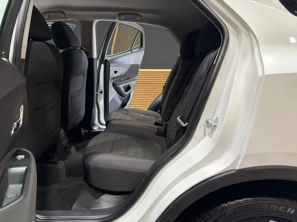 Opel Mokka (2014) — foto 9 van 22
