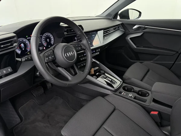 AUDI A3 Sportback (2025) — foto 15 van 18