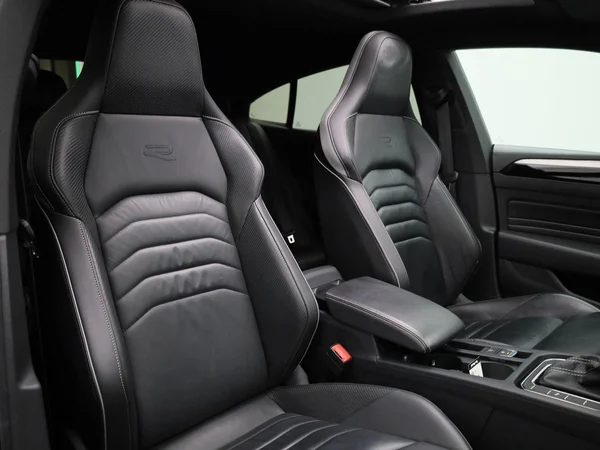 Volkswagen Arteon (2023) — foto 37 van 49