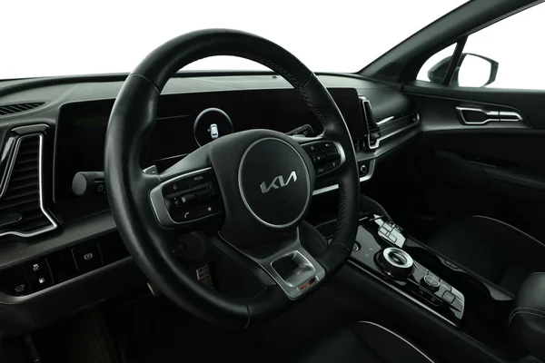 Kia Sportage (2023) — foto 2 van 16