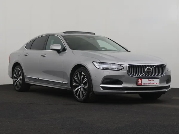 VOLVO S90 (2023) — foto 28 van 33