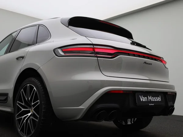 Porsche Macan (2022) — foto 47 van 60