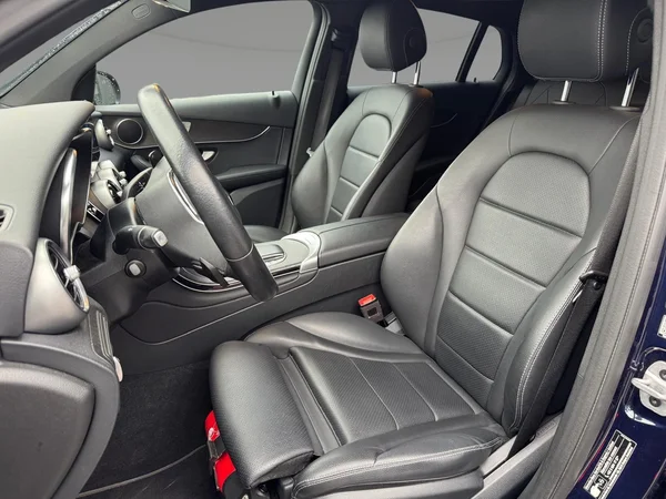 Mercedes-Benz GLC (2021) — foto 2 van 21