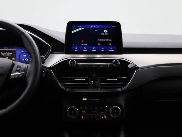 Ford Kuga (2022) — foto 3 van 40
