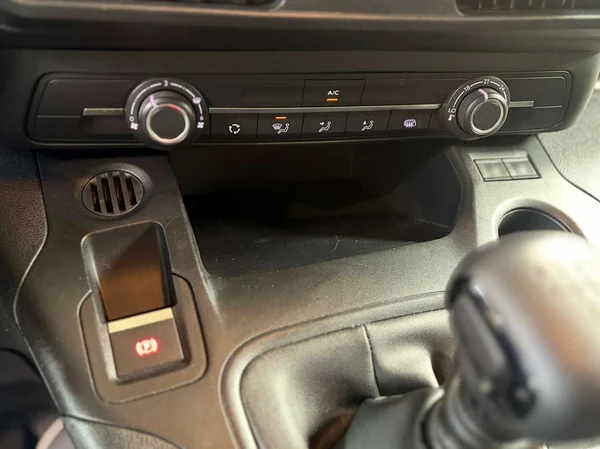 Citroen Berlingo (2021) — foto 2 van 18