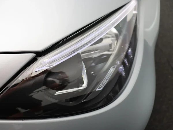 Mercedes-Benz C-Klasse (2025) — foto 26 van 36