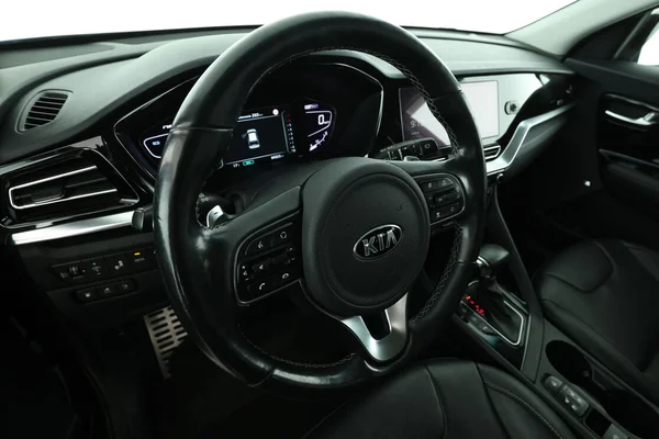 Kia Niro (2020) — foto 2 van 16