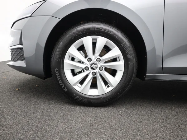 SKODA Octavia Combi (2026) — foto 11 van 21
