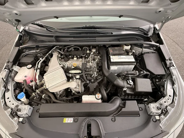 TOYOTA Corolla (2022) — foto 17 van 27