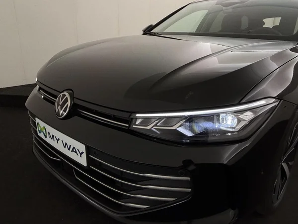 VOLKSWAGEN Passat SW (2025) — foto 7 van 19