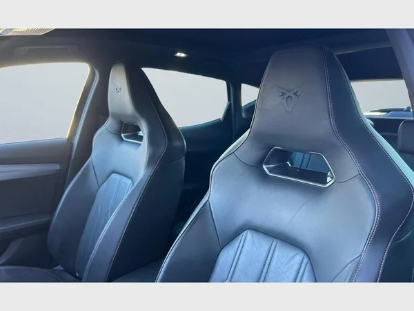 Cupra Formentor (2022) — foto 32 van 32