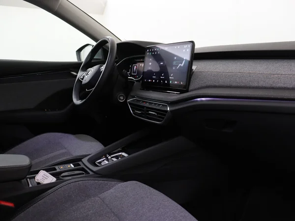 SKODA Octavia Combi (2024) — foto 13 van 19