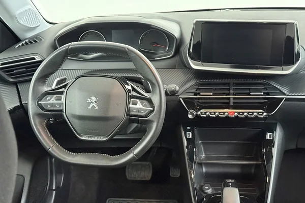 Peugeot 208 (2022) — foto 3 van 23