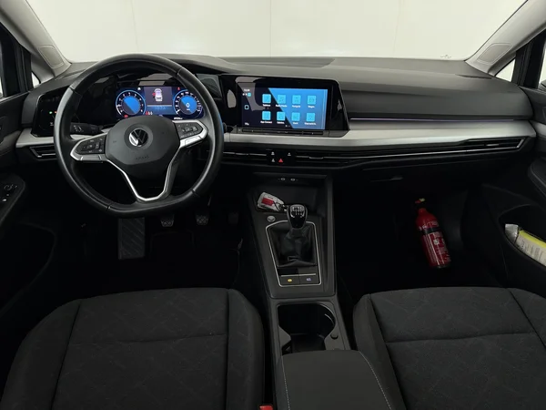VOLKSWAGEN Golf Variant (2022) — foto 28 van 28