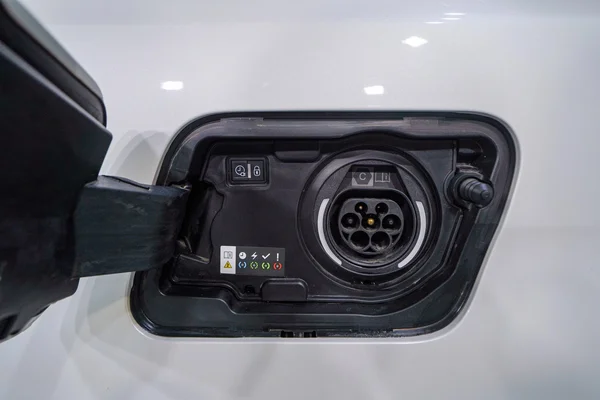 Peugeot 3008 PHEV (2023) — foto 3 van 54
