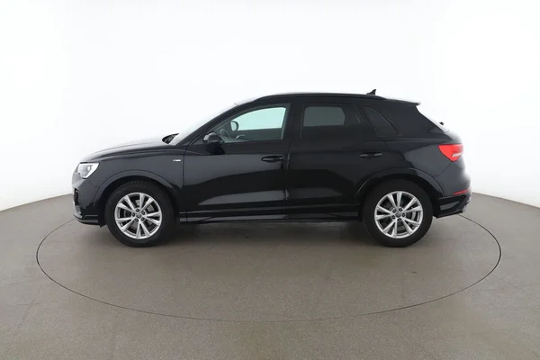 Audi Q3 (2019) — foto 9 van 16
