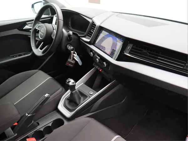 AUDI A1 Sportback (2023) — foto 10 van 16