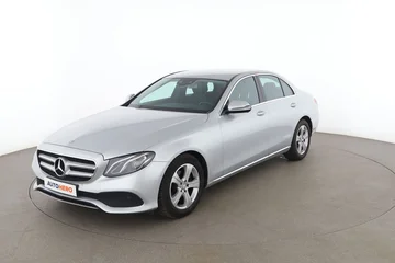 Mercedes-Benz E-Klasse f5b6047a-5e70-4e34-b146-f9f8f04d8dac