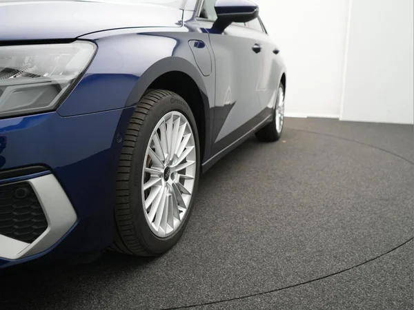 AUDI A3 Sportback PHEV (2024) — foto 28 van 30